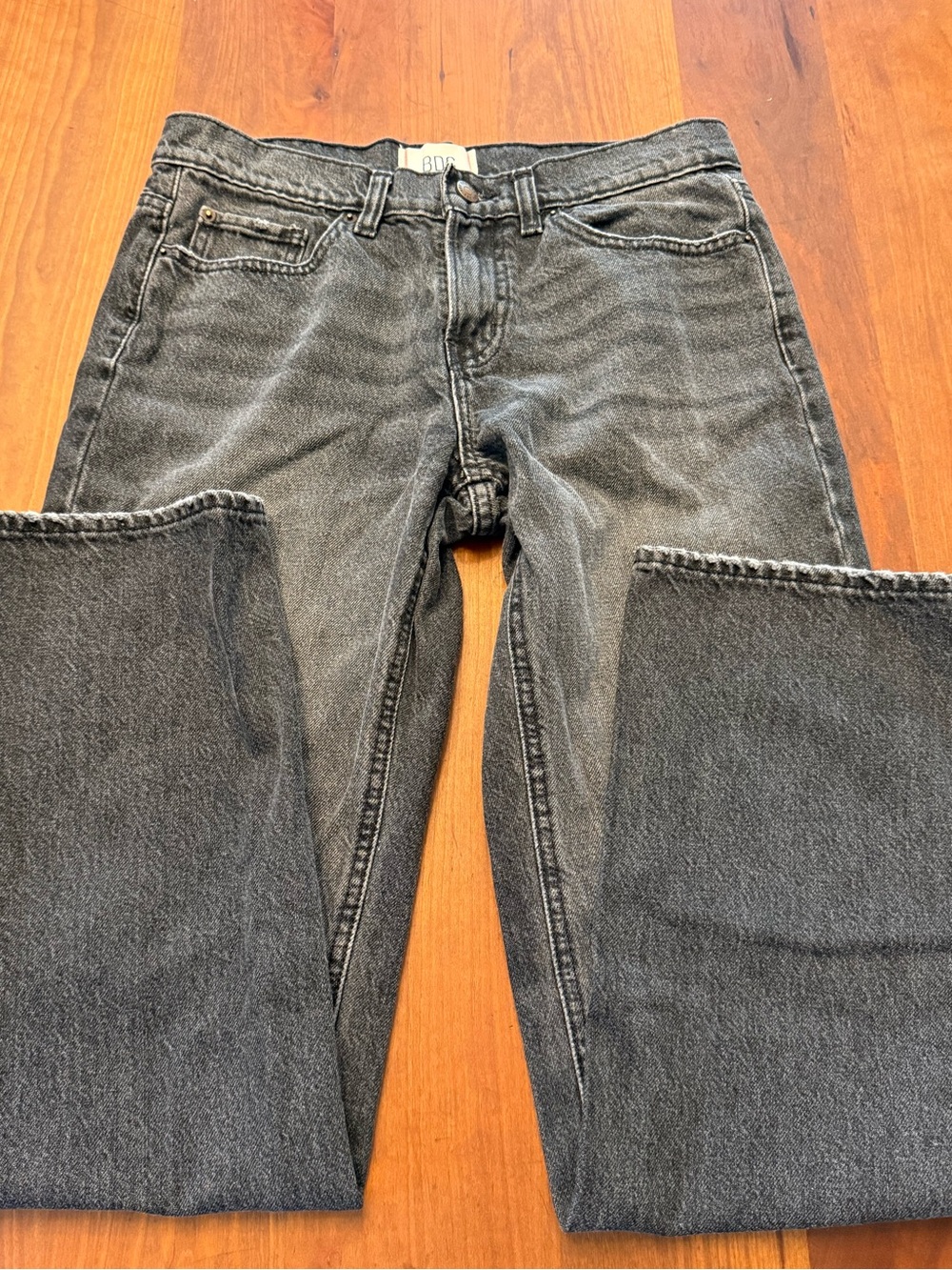 BDG URBAN OUTFITTERS COWGIRL Black Wash straight-Leg Jeans size 27 EUC